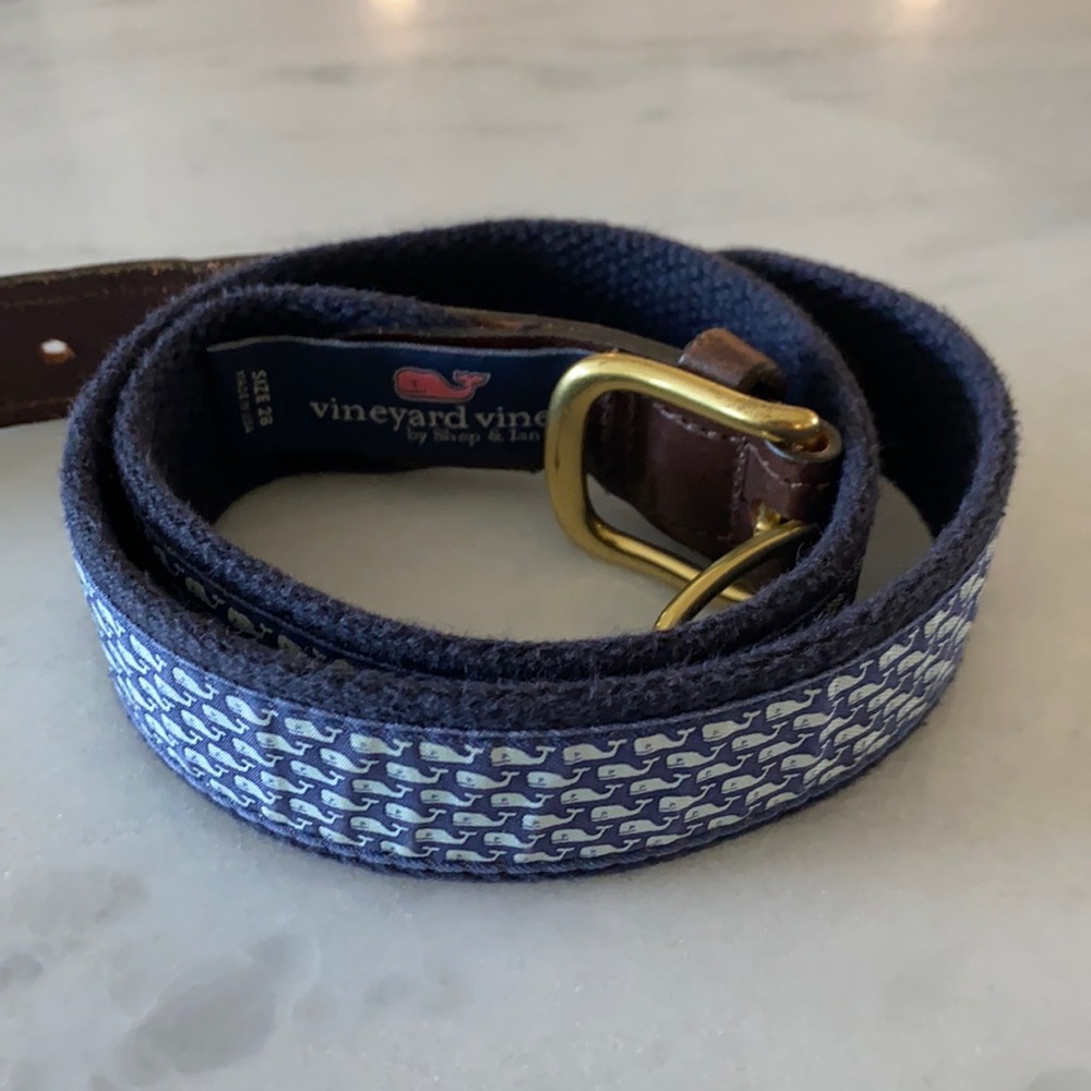 Vineyard Vines Whale Belt 28”